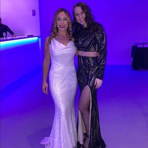 Lulu’s Luxe Aesthetic Black Sequin Long Sleeve Two-Piece Maxi Dress, size small